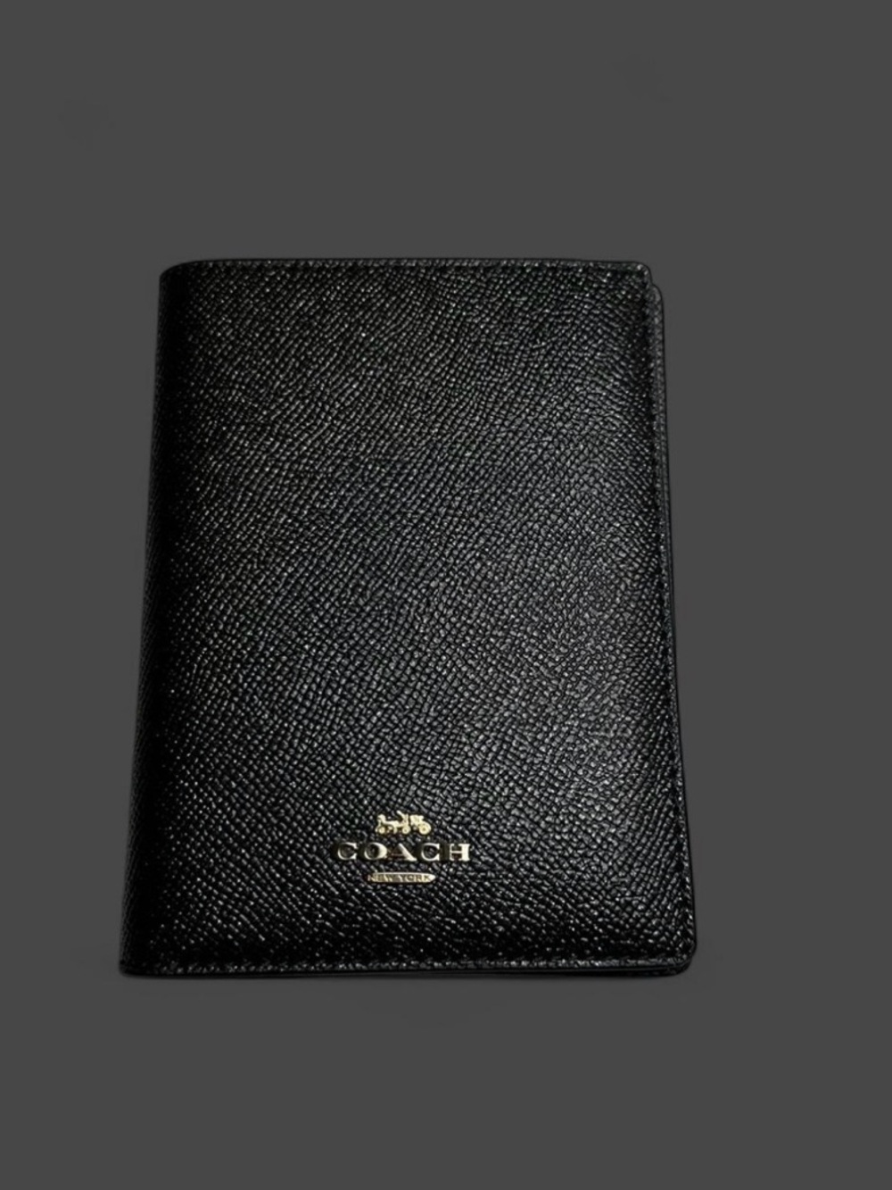🖤 Authentic Coach Crossgrain Leather Passport Case